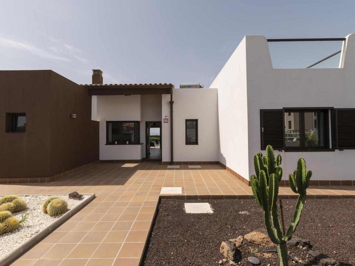 Lightbooking Pueblo Majorero Piscina Climatizada Jove 10 Caleta De Fuste Exterior photo